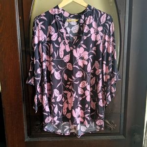 Honey me HoneyMe Medium M floral ruffle sleeve top